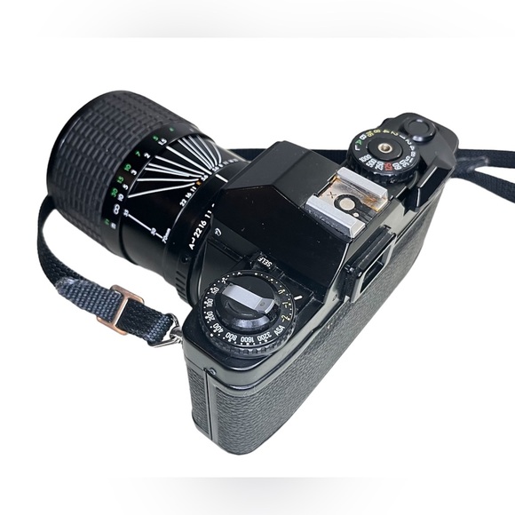 Ricoh KR10 Super Film Camera W/Sigma Zoom Master 1:2.8-4 35-70mm Lens, for PARTS - Picture 7 of 9